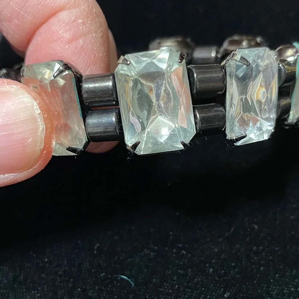 Vintage Black and large rhinestone Women's stretch Bracelet